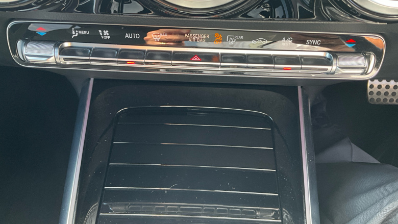 Mercedes-Benz GLA 200d AMG Line Premium 5dr Auto Diesel Hatchback